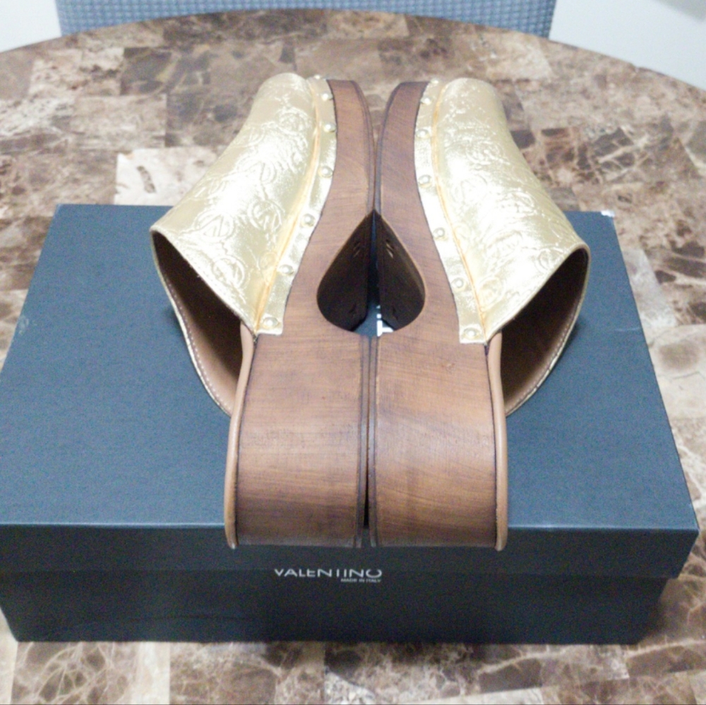 NWB Valentino Clogs😍🥰 Super Adorable - Picture 11 of 15
